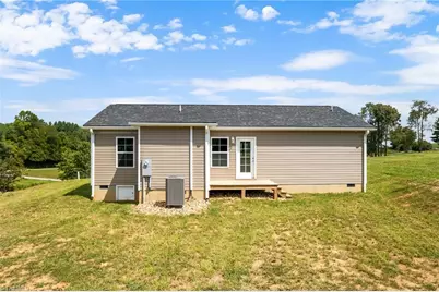 130 Millards Way, Sparta, NC 28675 - Photo 5