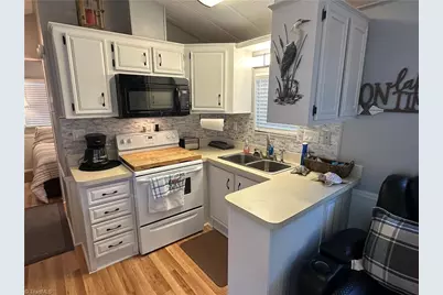 104 Dove Lane, New London, NC 28127 - Photo 11