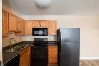 1840 Crest Hollow Drive #101, Winston-Salem, NC 27103 - Photo 7