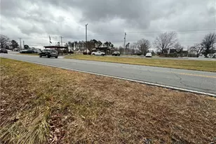 349 King St, King, NC 27021 - Photo 17
