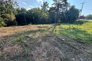 349 King St, King, NC 27021 - Photo 3
