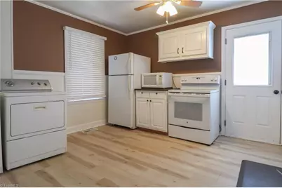 227 Albany Street, Burlington, NC 27215 - Photo 15