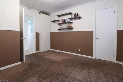 227 Albany Street, Burlington, NC 27215 - Photo 17
