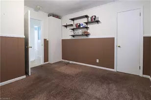 227 Albany St, Burlington, NC 27215 - Photo 17