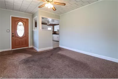 227 Albany Street, Burlington, NC 27215 - Photo 9