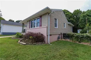 227 Albany St, Burlington, NC 27215 - Photo 31