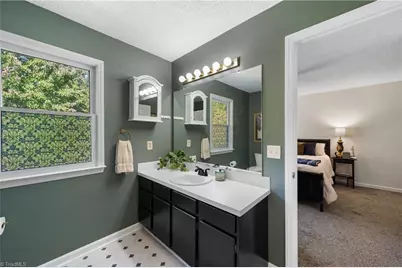 1185 Lamont Drive, Winston-Salem, NC 27103 - Photo 17