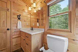 142 Fawn Ln, Purlear, NC 28665 - Photo 21