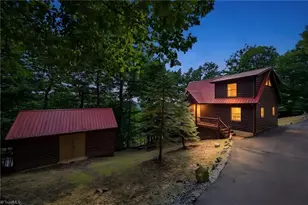 142 Fawn Ln, Purlear, NC 28665 - Photo 41