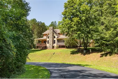 789 W Meadow Parkway, Moravian Falls, NC 28654 - Photo 1