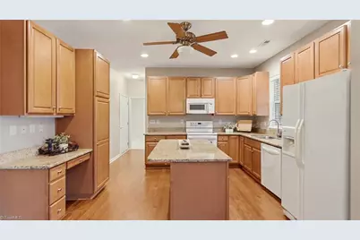 4601 Merlot Way, Greensboro, NC 27410 - Photo 3