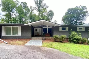 2082 Mountain Valley Church Rd, North Wilkesboro, NC 28659 - Photo 3