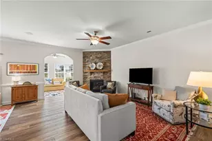 140 Windmill Trl, High Point, NC 27265 - Photo 7
