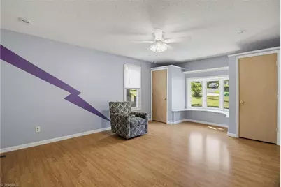 925 Overlook Avenue, Eden, NC 27288 - Photo 11