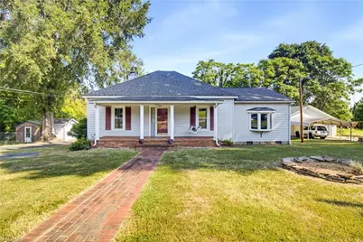 925 Overlook Avenue, Eden, NC 27288 - Photo 1