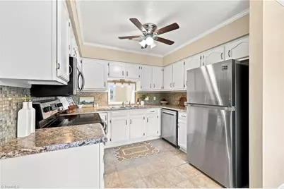 103 Briar Ridge Circle, Winston-Salem, NC 27104 - Photo 11