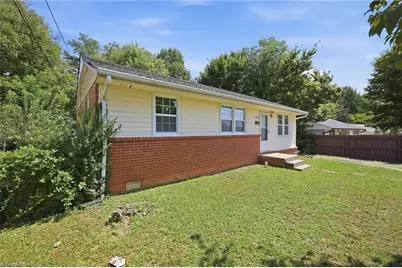 1607 Eastwood Avenue, Greensboro, NC 27401 - Photo 19