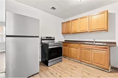 1607 Eastwood Avenue, Greensboro, NC 27401 - Photo 5