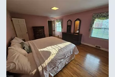 143 James Street, Elkin, NC 28621 - Photo 23