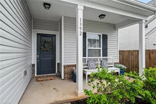1392 Finwick Dr, Pfafftown, NC 27040 - Photo 3