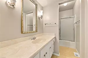 16 St Martin Pl, Greensboro, NC 27455 - Photo 25