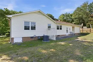 16 St Martin Pl, Greensboro, NC 27455 - Photo 29