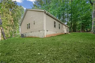 312 Della Dr, Winston-Salem, NC 27105 - Photo 45