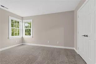 320 Saddlebrook Cir, Lewisville, NC 27023 - Photo 17