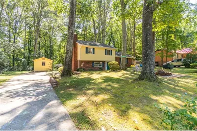 166 Charlotte Place, Advance, NC 27006 - Photo 3