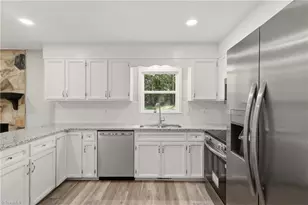 1505 Brannock Dr, Greensboro, NC 27406 - Photo 13