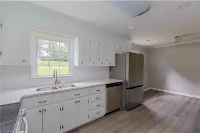 5511 Windemere Circle, Trinity, NC 27370 - Photo 7