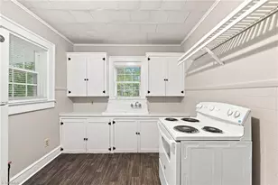 324 W Kime St, Burlington, NC 27215 - Photo 15
