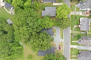 324 W Kime St, Burlington, NC 27215 - Photo 5
