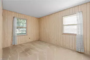 808 Ernest Ct, High Point, NC 27263 - Photo 15