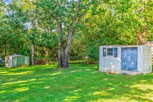 808 Ernest Ct, High Point, NC 27263 - Photo 25