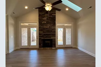 1095 Beechcraft Drive, Mebane, NC 27302 - Photo 5