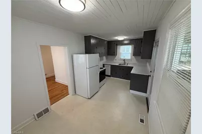 2363 Jefferson Avenue, Winston-Salem, NC 27103 - Photo 9