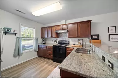 4425 Hanley Park Drive, Walkertown, NC 27051 - Photo 5