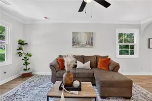 1208 Hoover Ave, High Point, NC 27260 - Photo 5