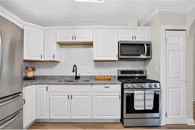 1208 Hoover Avenue, High Point, NC 27260 - Photo 7