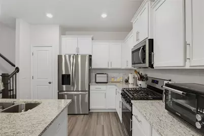 4020 Beckton Trail, Jamestown, NC 27282 - Photo 3