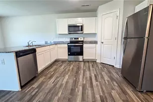 1810 S Hill Ave, Winston-Salem, NC 27127 - Photo 5