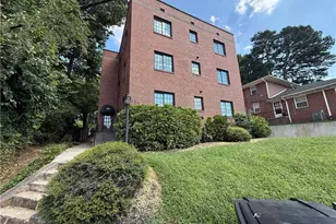 237 N Sunset Dr, Winston-Salem, NC 27101 - Photo 1