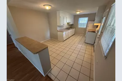 2201 Stonehaven Road, Kernersville, NC 27284 - Photo 5