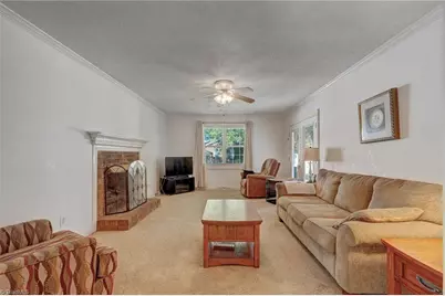 4906 Pheasant Drive, Greensboro, NC 27406 - Photo 13