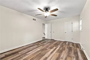 5619 Virgilwood Dr, Greensboro, NC 27409 - Photo 17