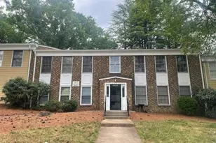 2811 Tully Square, Winston-Salem, NC 27106 - Photo 1