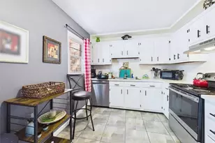 3219 Regents Park Ln, Greensboro, NC 27455 - Photo 7