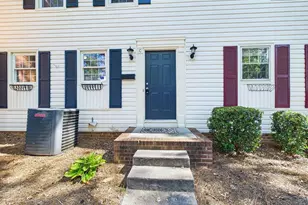 3219 Regents Park Ln, Greensboro, NC 27455 - Photo 3