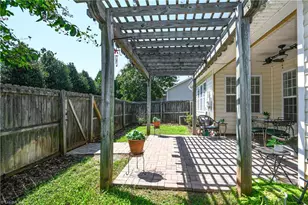 42 Wheelwright Ct, Greensboro, NC 27455 - Photo 7